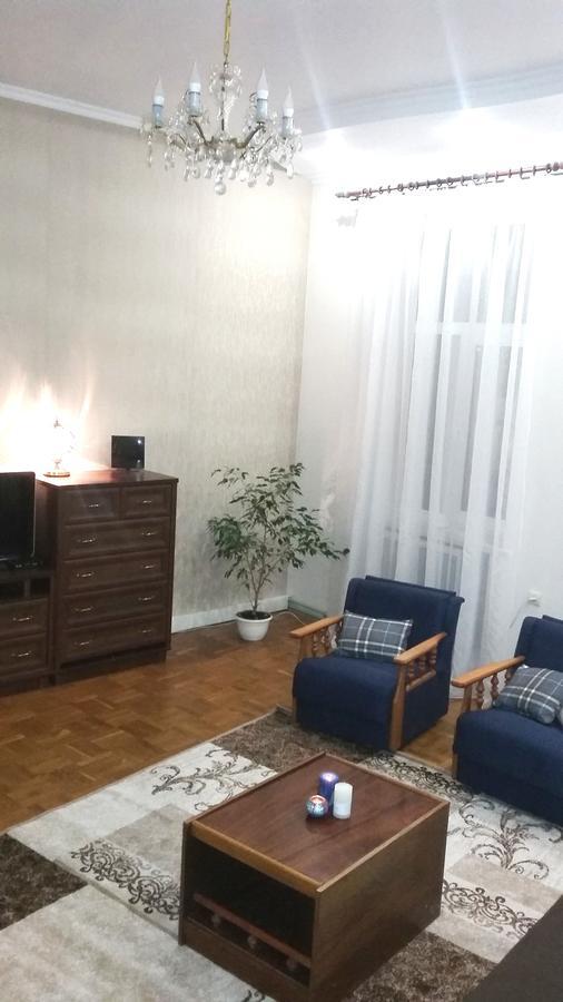 Max Apartments In Lviv Exterior photo